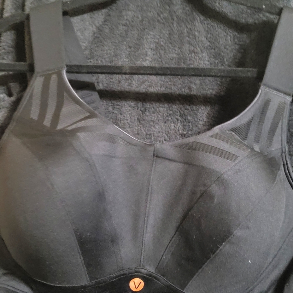 Bra
